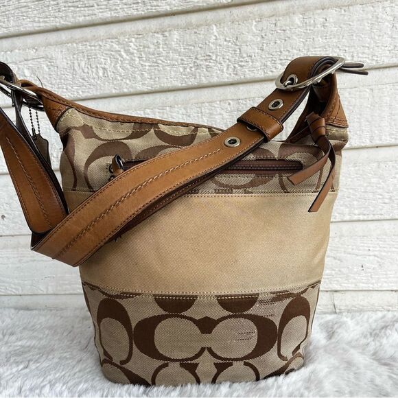 COACH Khaki Signature Stripe Bleecker Bucket Bag Shoulder Bag Crossbody 13362 - Picture 1 of 9